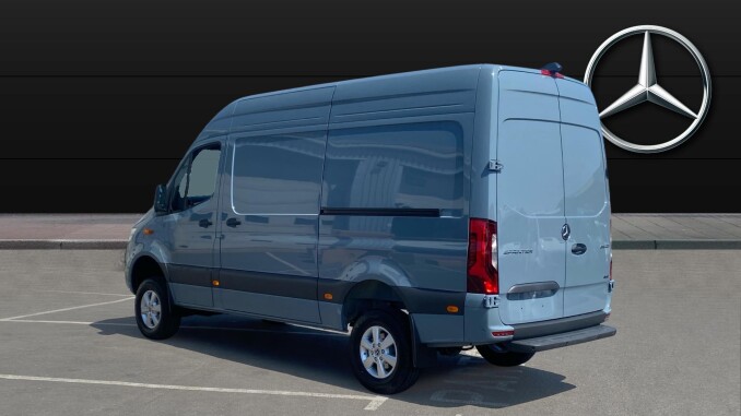 Mercedes-Benz Sprinter 319Cdi L2 Diesel Rwd 3.5t H2 Pro Van 9G-Tronic - Image 5